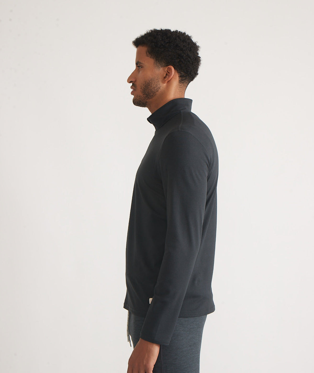 Men's Re-Spun Sport Quarter Zip in Charcoal