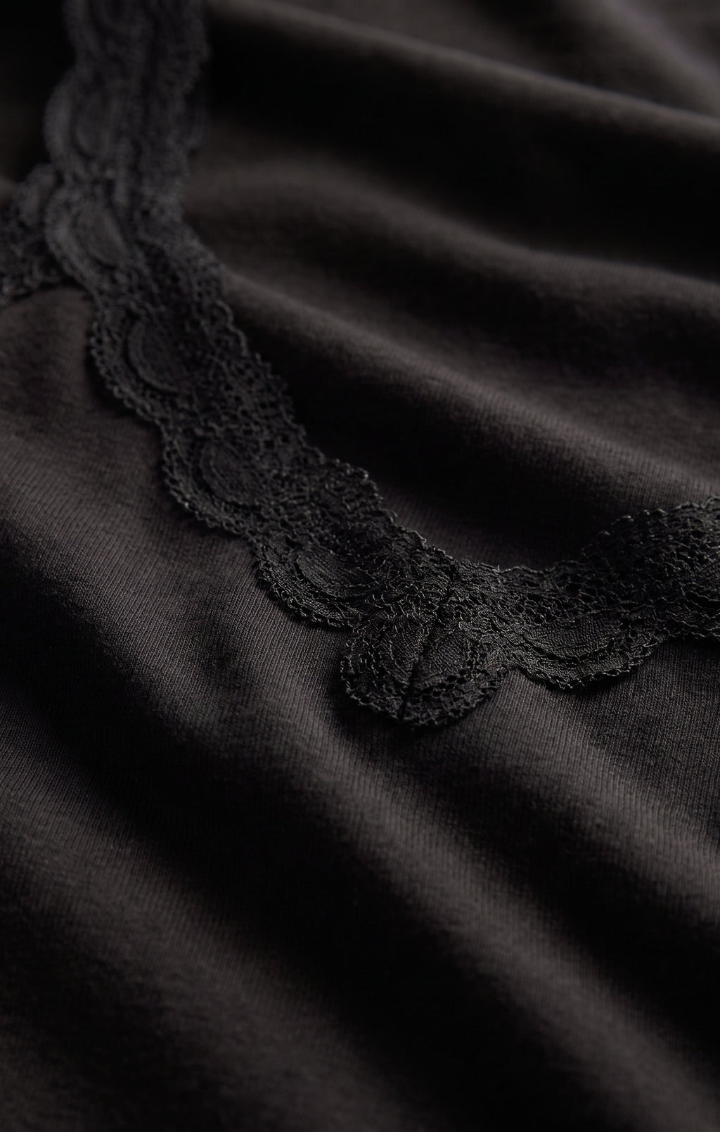 Eve Lace Trim Tank